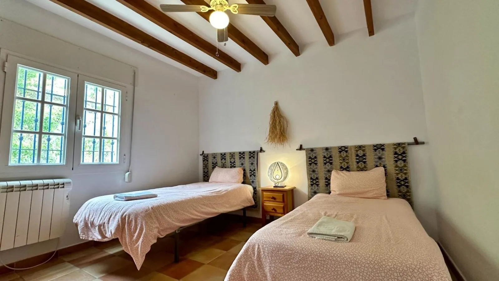 Villa Malaga Con Piscina Vallada, Barbacoa Y Hermosas Vistas By Andaraholidays